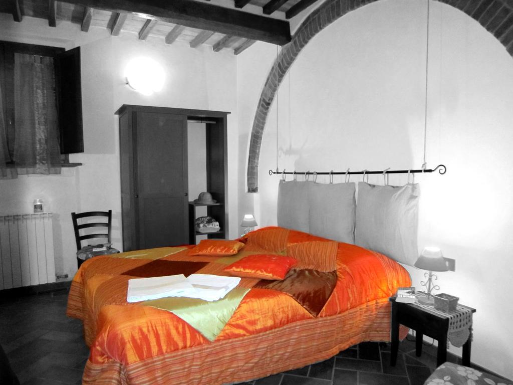 B&B Le Logge Di Sopra Asciano Dış mekan fotoğraf
