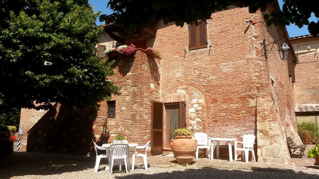 B&B Le Logge Di Sopra Asciano Dış mekan fotoğraf